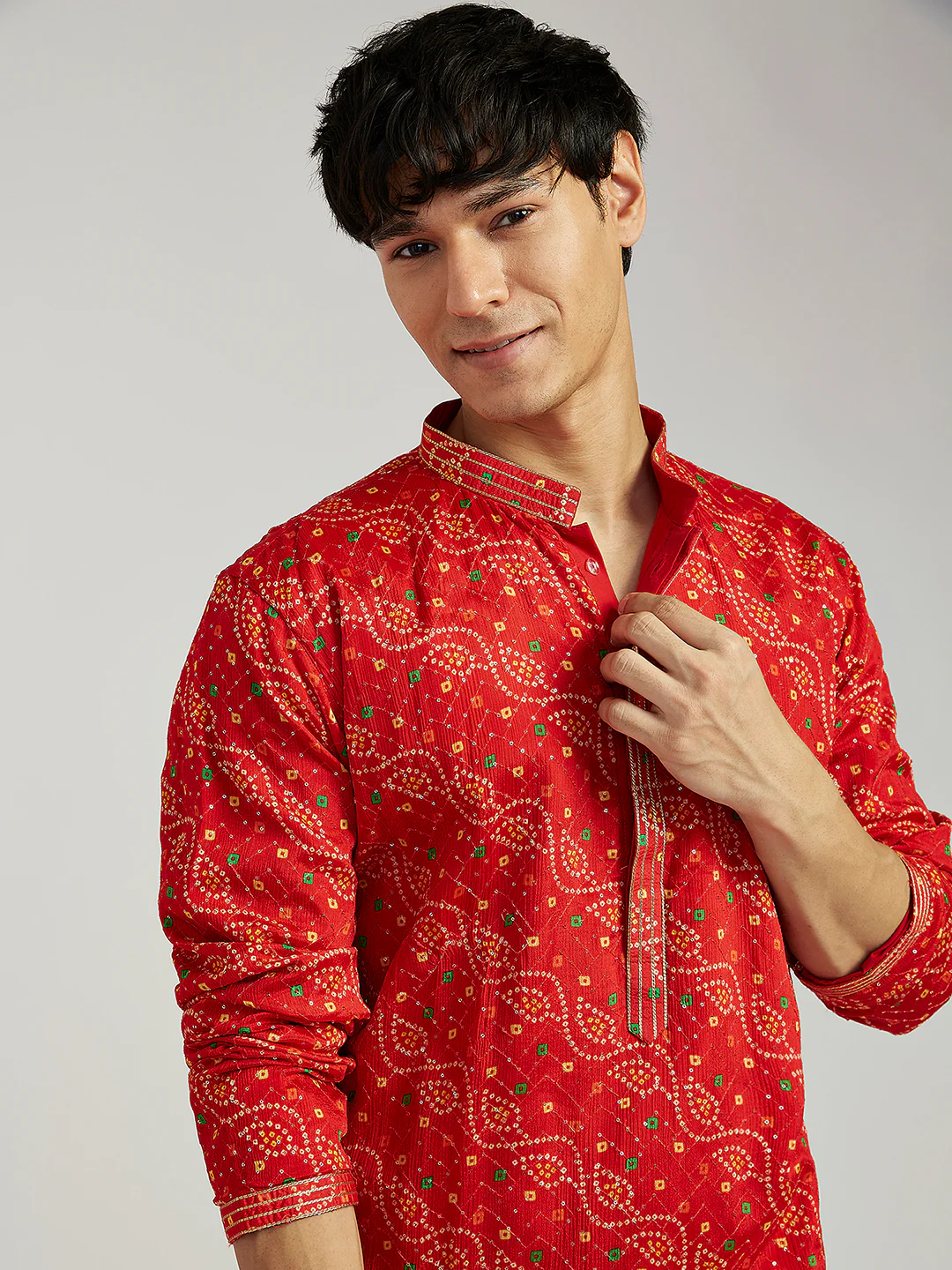 Men's Red And Cream Chinon Kurta And Pyjama Set. - Image 2