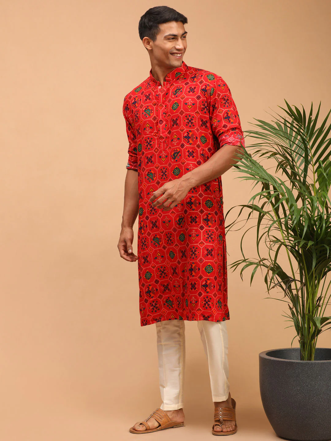 Men's Red Printed Rayon Kurta With Pant Set - Image 3