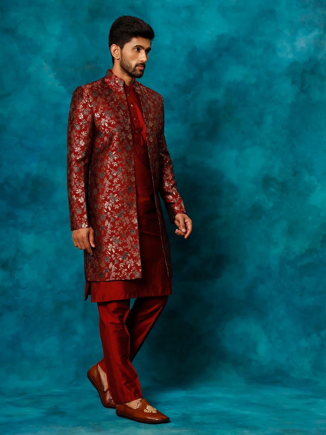 Men's Red Jacquard Indo Western With Maroon Viscose Kurta Pant Set - Image 2