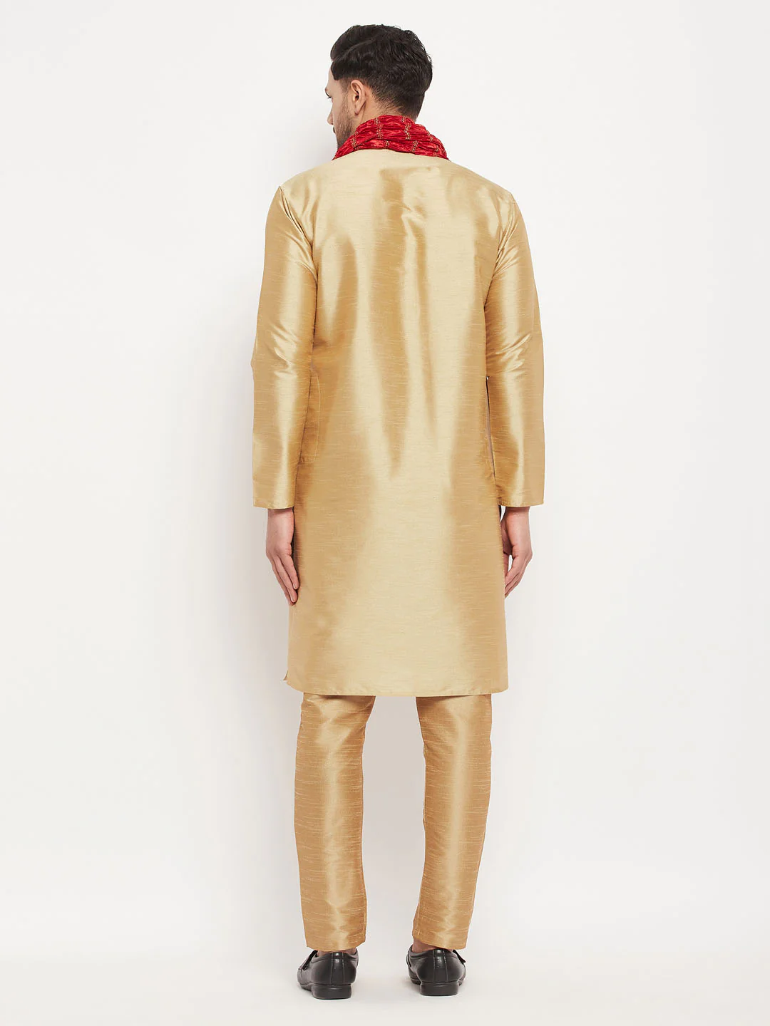 Men's Rose Gold And Maroon Silk Blend Kurta, Pyjama & Dupatta Set - Image 3