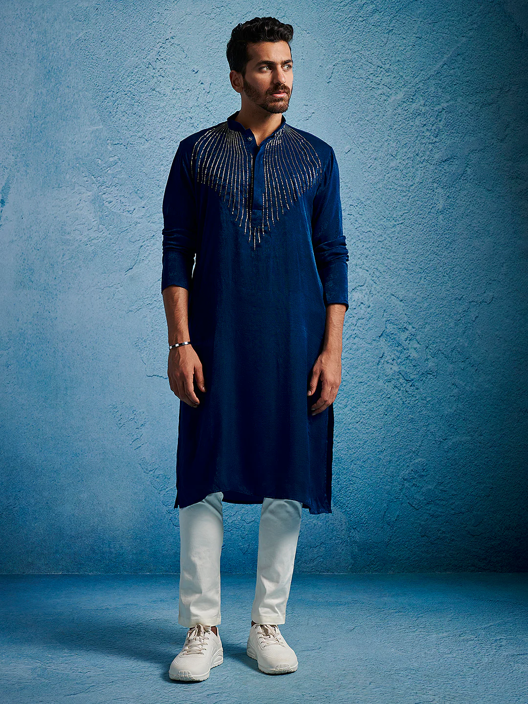 Men's Turquoise Silk Blend Kurta And Pyjama Set - Image 2