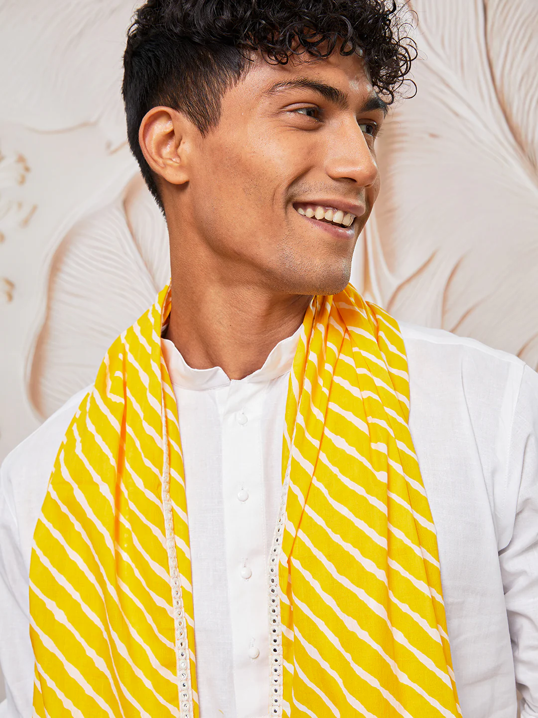 Men's White Cotton Kurta,Pyjama And Dupatta Set - Image 3