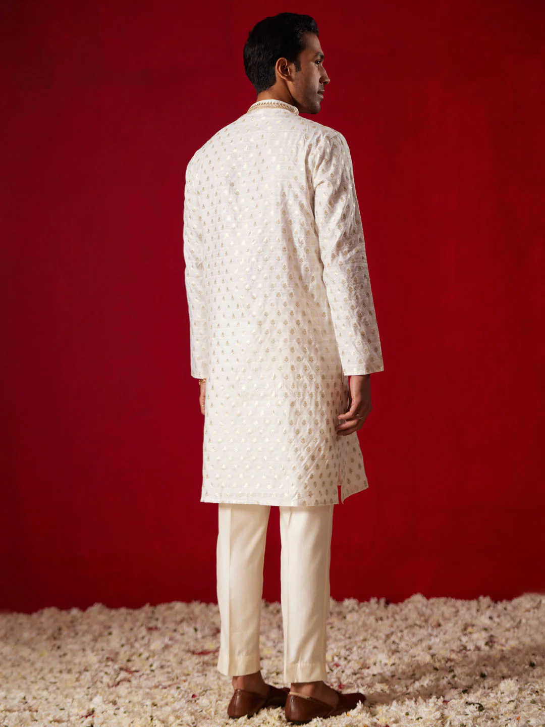 Me's Cream Silk Blend Jacquard Kurta With Pant Set - Image 3