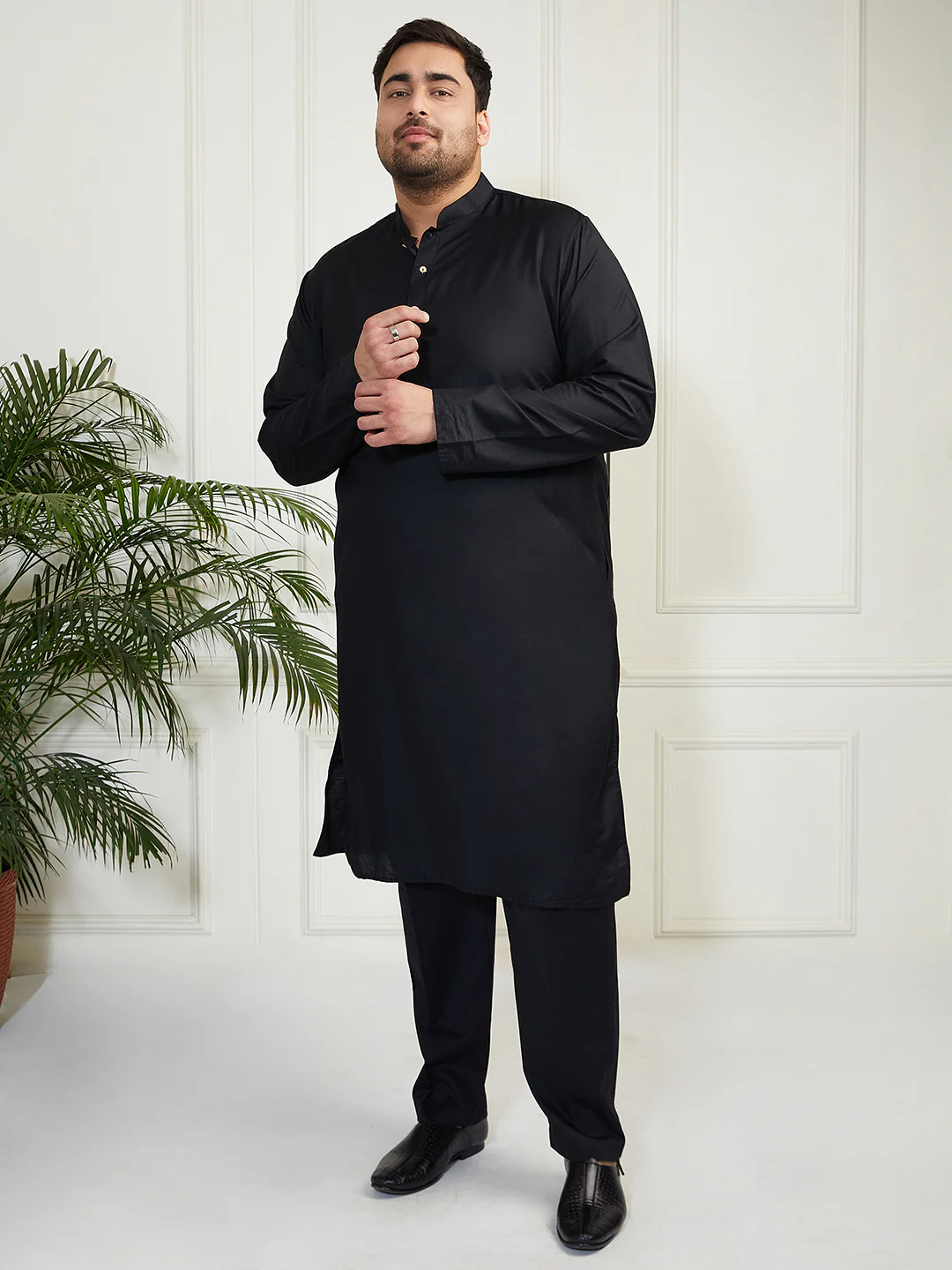 Plus Men's Black Viscose Kurta Pyjama Set - Image 5