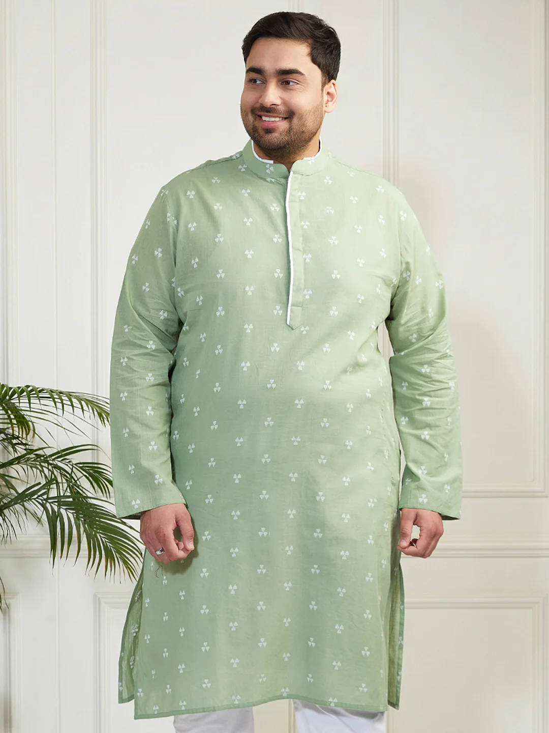 Plus Men's Green Cotton Kurta - Image 3