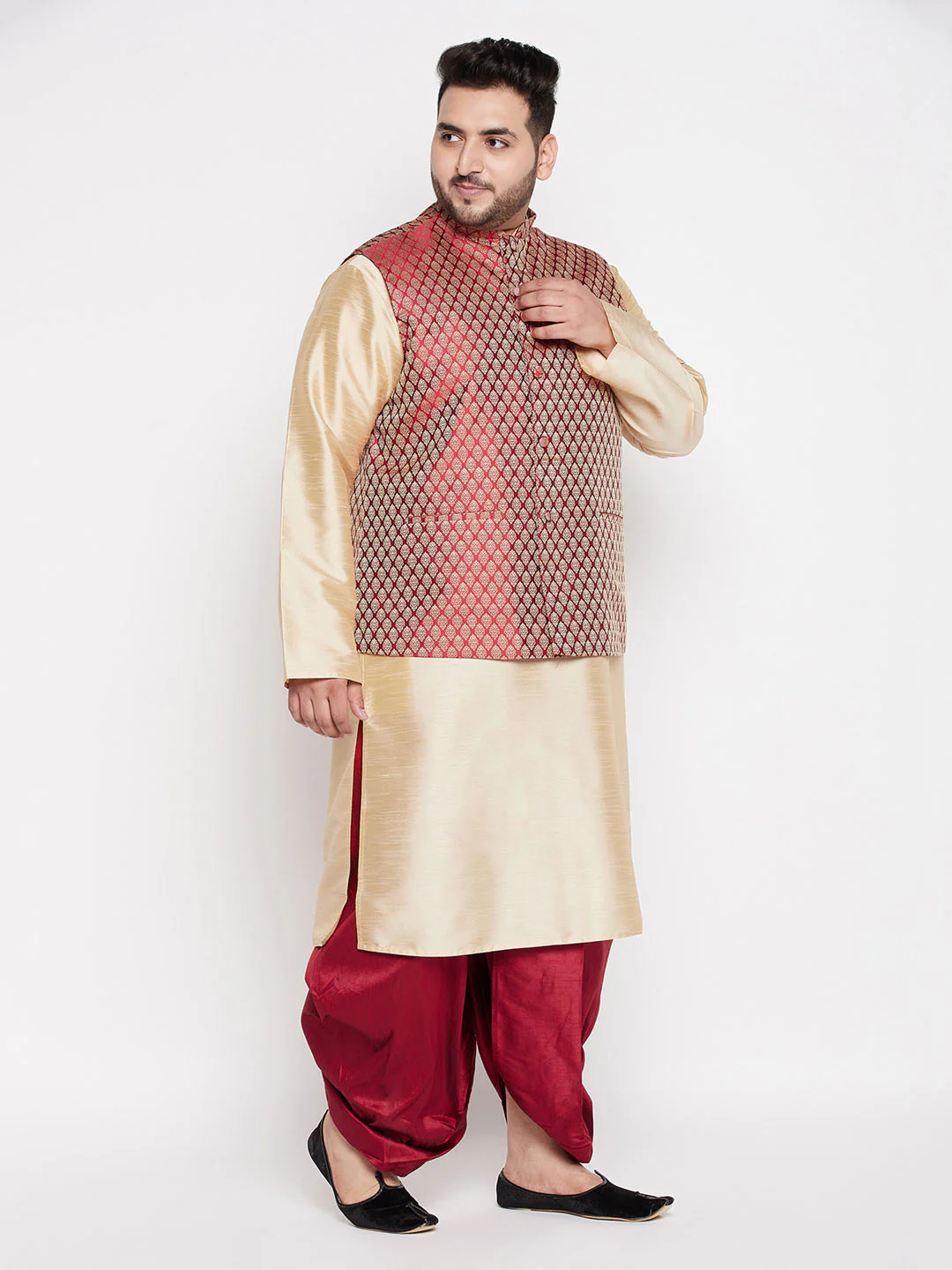 Plus Men's Maroon Nehru Jacket With Gold Kurta And Maroon Dhoti Set - Image 6