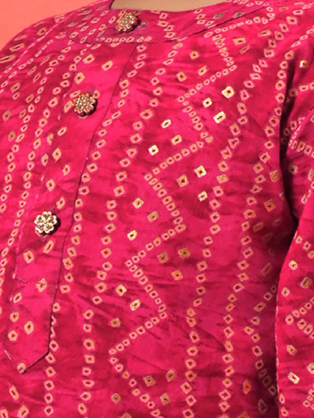 Boy's' Pink Bandhni Kurta And Patiala Set - Image 4