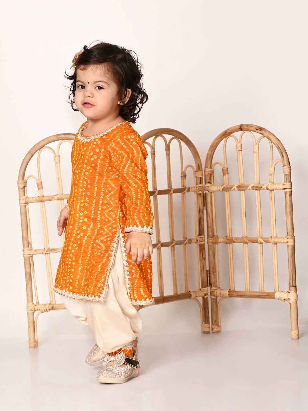 Girl's Yellow  Bandhni Print Kurta And Patiala Set - Image 7