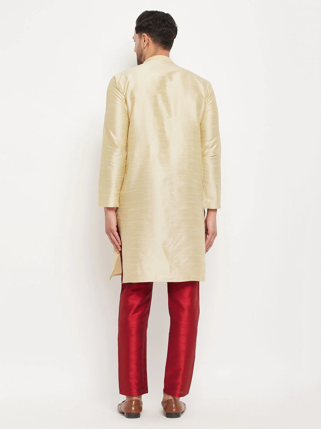 Men's Gold Cotton Silk Blend Kurta And Maroon Pant Style Pyjama Set - Image 3