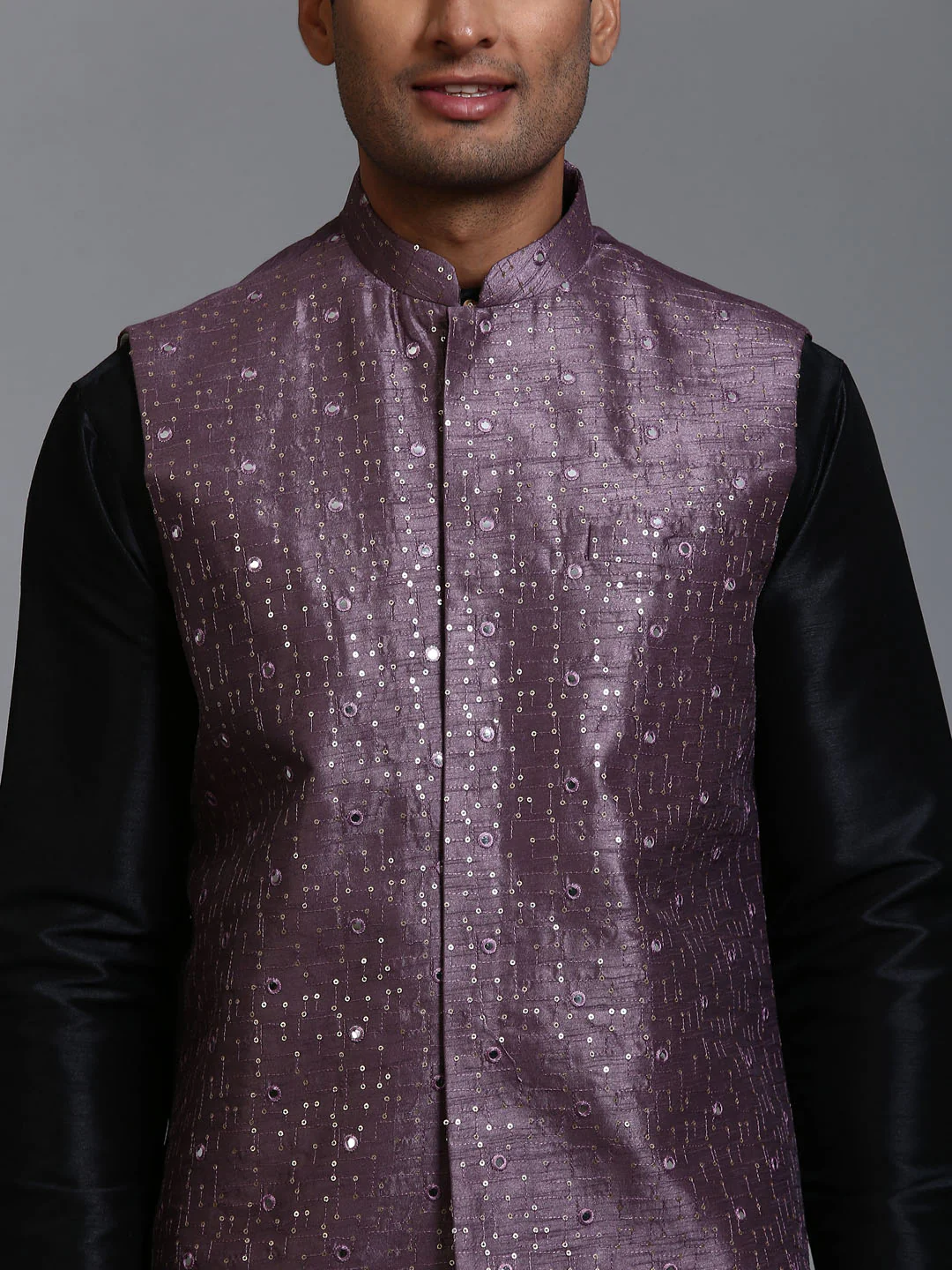 Men's Purple Embellished Jacket With Black Kurta Pant Set - Image 4