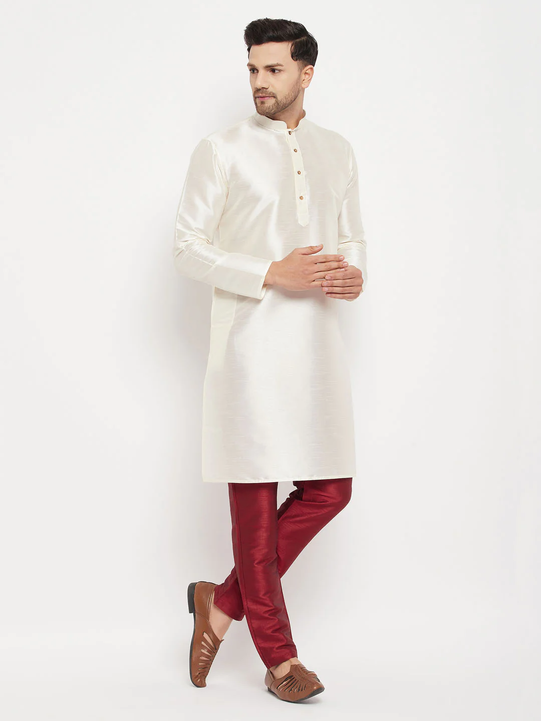 Men's Cream Cotton Silk Blend Kurta And Maroon Pant Style Pyjama Set - Image 6