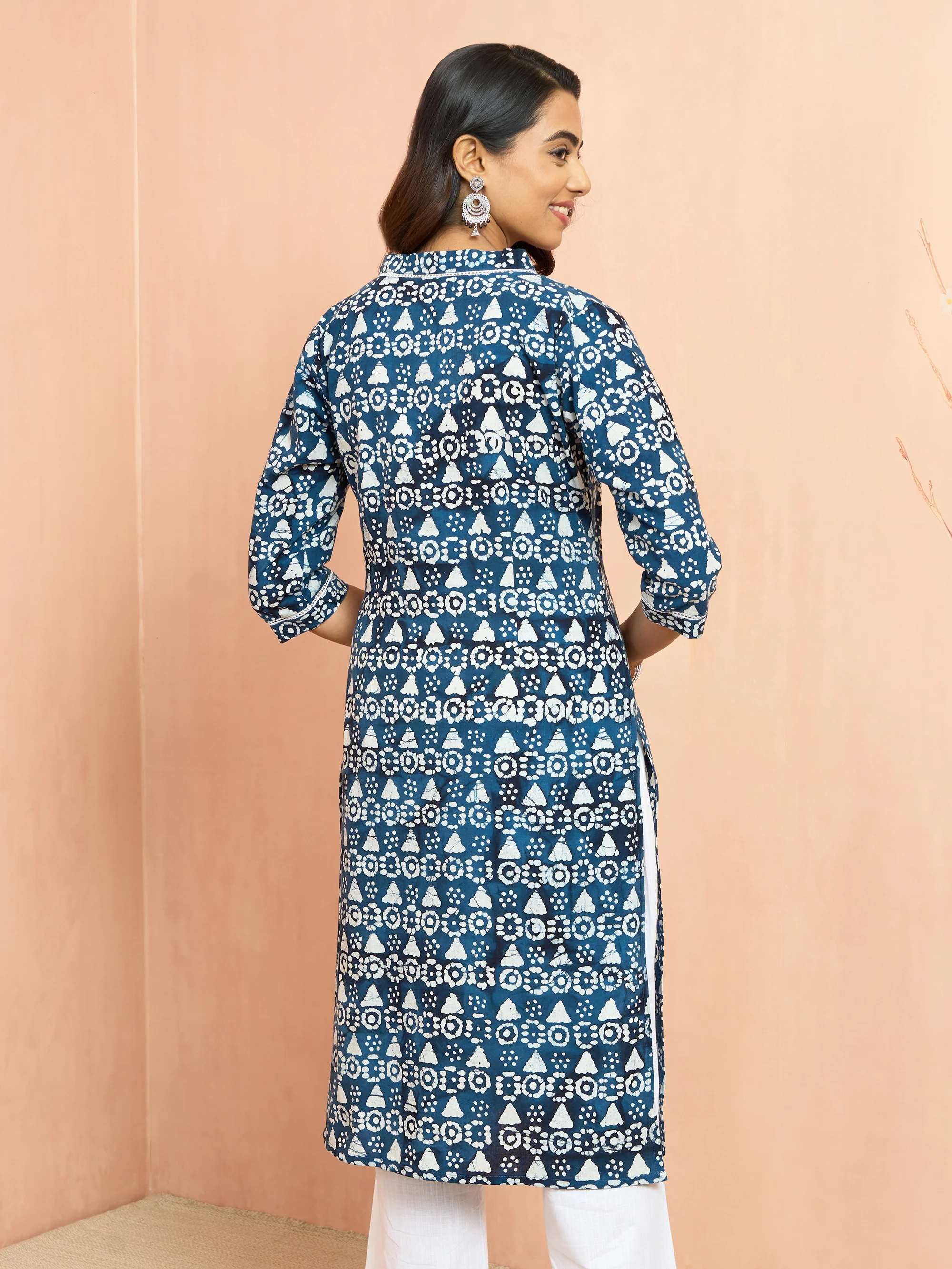 Women's Blue Cotton Batik Kurta - Image 4