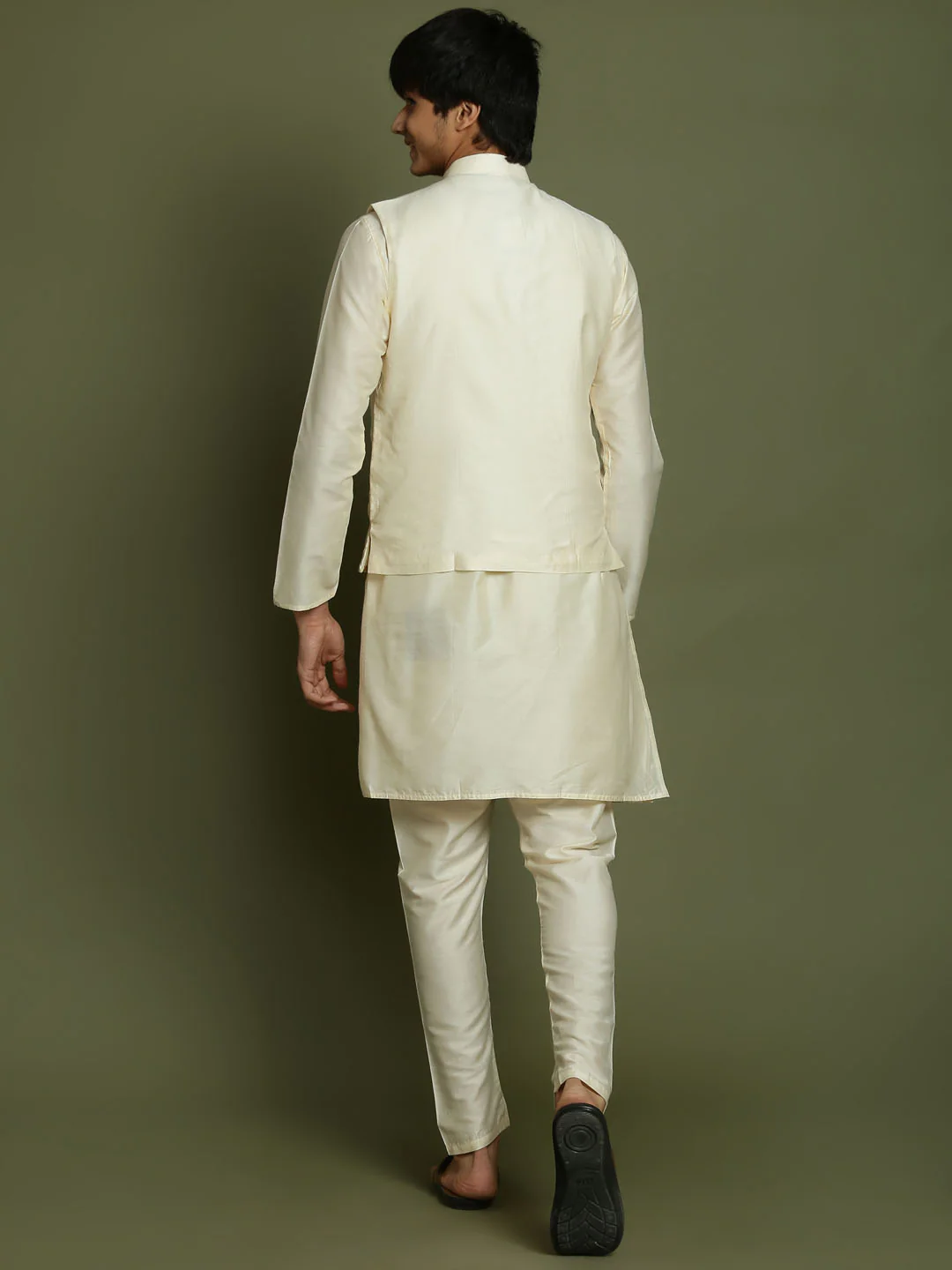 Boy's Cream Mirror Work Jacket And Solid Kurta Pyjama Set - Image 3