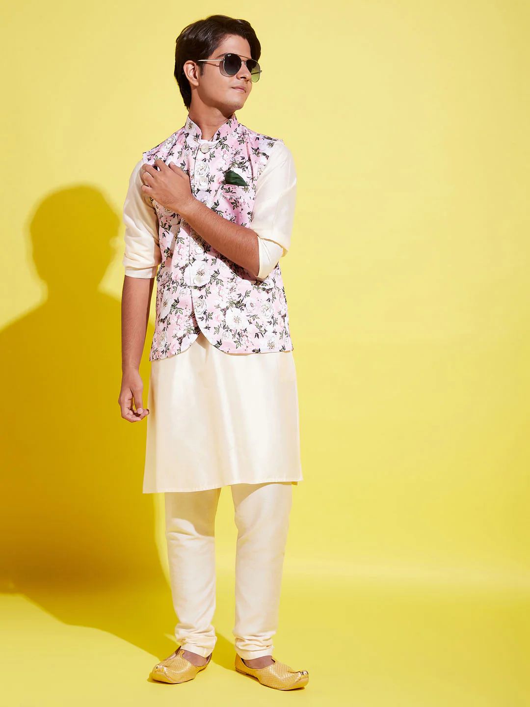 Boy's Pink Floral Printed Nehru Jacket With Cream Kurta And Pyjama Set - Image 7