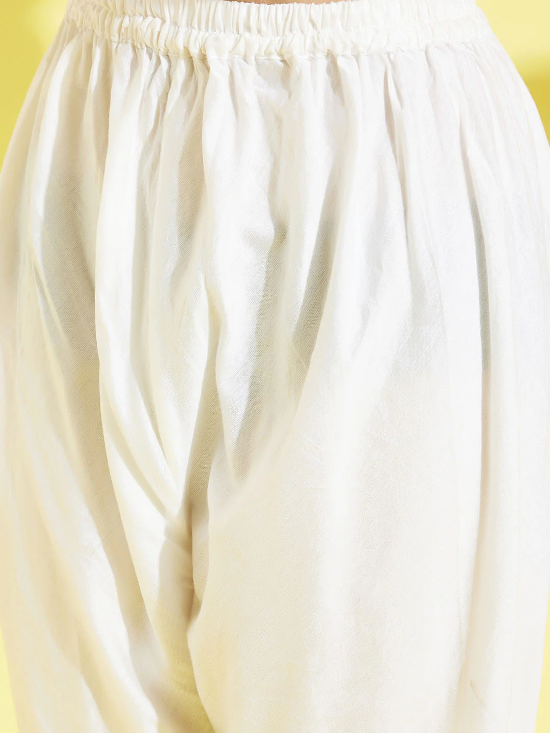 Girl's White Mirror Kurta Pyjama Set - Image 6